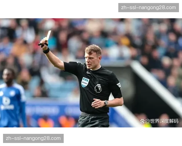 幕后英雄：探访为英超提供VAR支持的斯托克利公园裁判中心